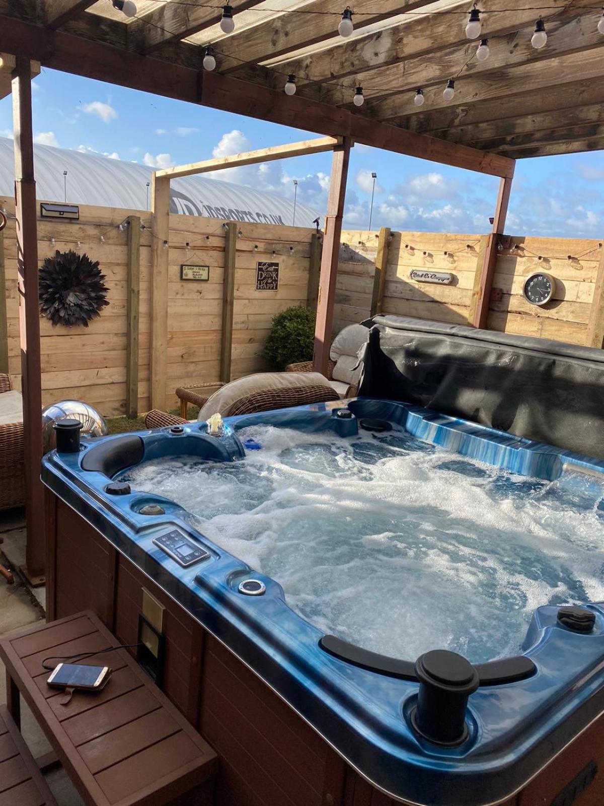 The Mayfair Lodge & Family Suite Hartlepool Phòng bức ảnh